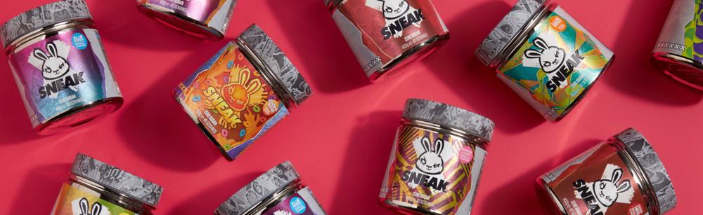 Sneak tubs with red background